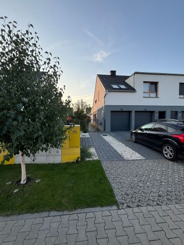 bliźniak, 3 pokoje Opole Chmielowice, ul. Agatowa. Zdjęcie 1