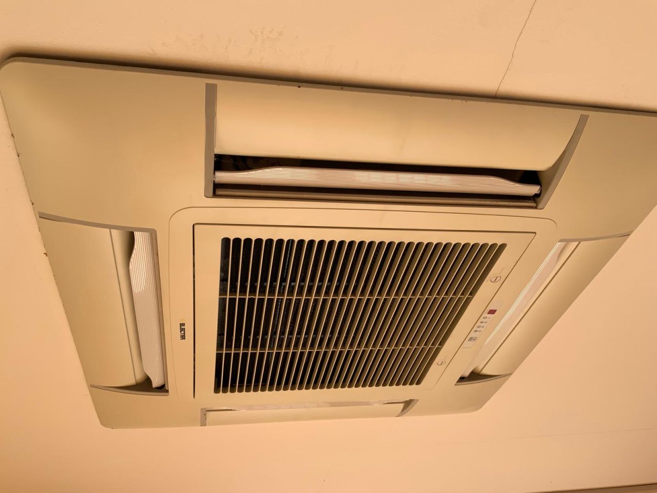 dom wolnostojący Adamów-Wieś, ul. Brzozokalska. Zdjęcie 39