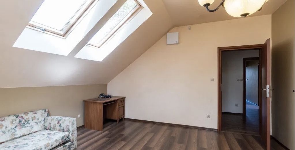 Nieruchomość komercyjna Chobędza. Zdjęcie 7