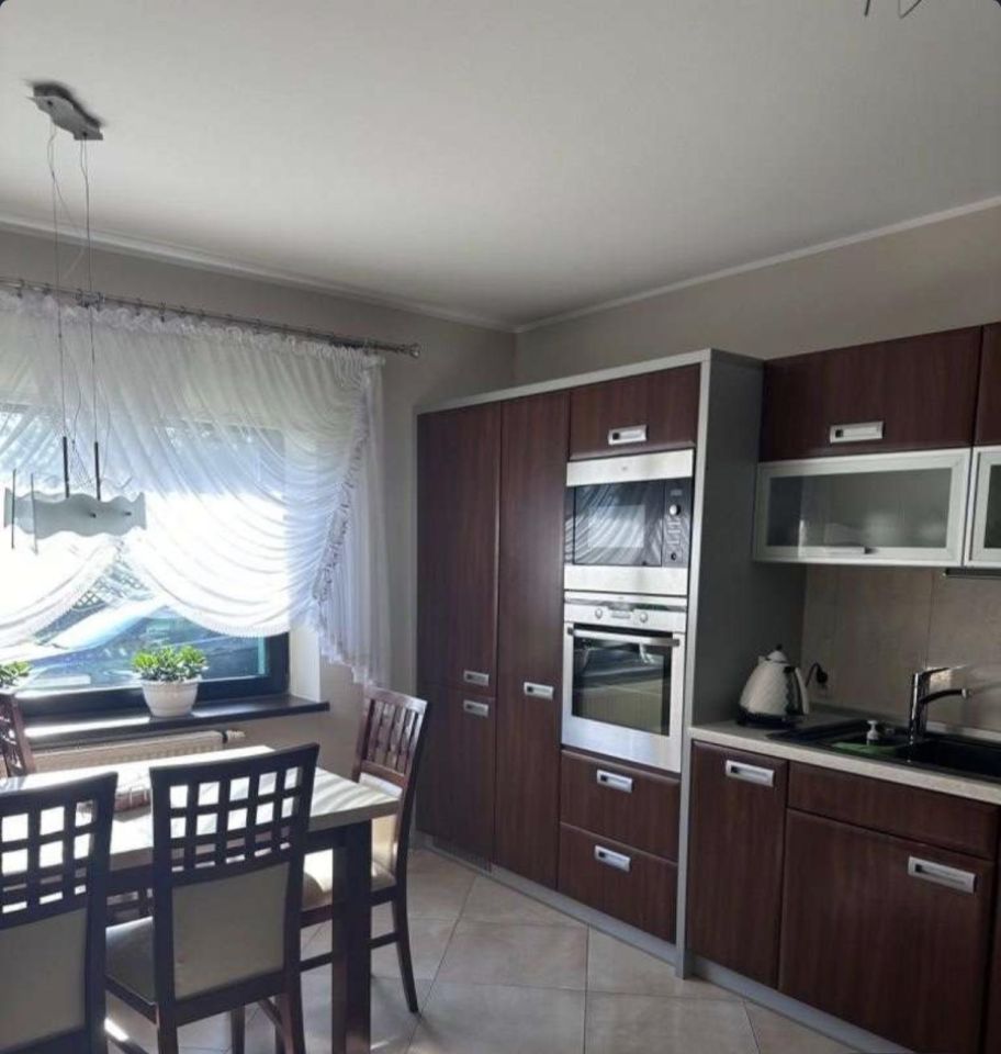 dom wolnostojący, 8 pokoi Sieroty, ul. Lipowa. Zdjęcie 5