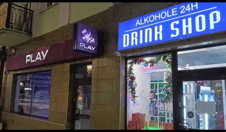 Lokal Płońsk, Plac 15 Sierpnia 9