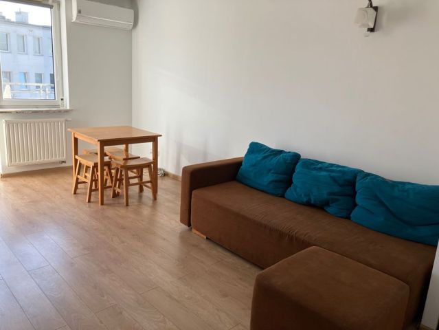 Mieszkanie 3-pokojowe Kraków Mistrzejowice, ul. gen. Leopolda Okulickiego. Zdjęcie 1