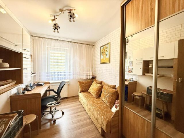 dom wolnostojący, 8 pokoi Kielce Barwinek. Zdjęcie 10