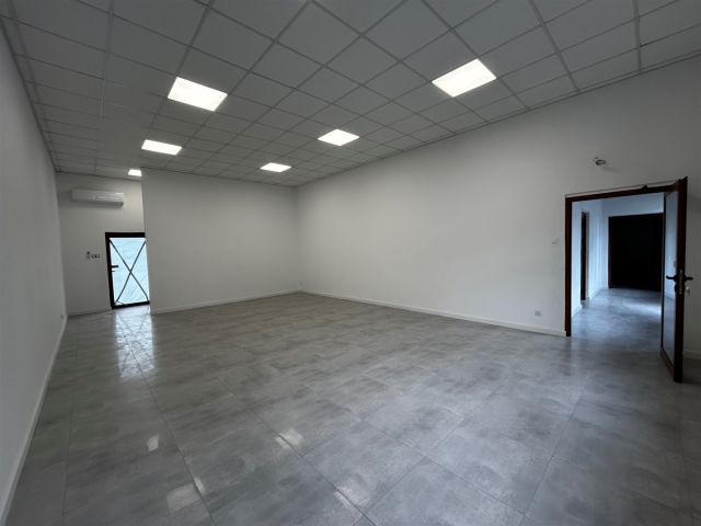 Lokal Ozorków, ul. Listopadowa. Zdjęcie 2