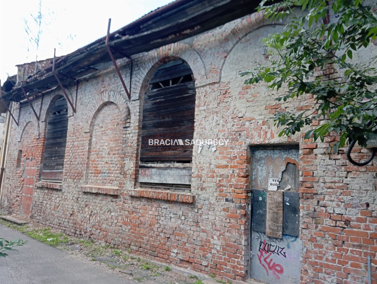 dom wolnostojący, 1 pokój Krzeszowice, ul. Wąska. Zdjęcie 2