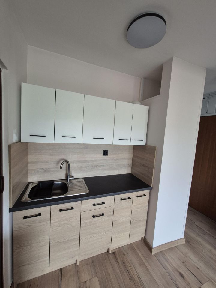 Mieszkanie 2-pokojowe Jelenia Góra Zabobrze, ul. Karola Szymanowskiego. Zdjęcie 1