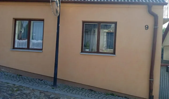 dom wolnostojący, 2 pokoje Bodzentyn, ul. Licealna