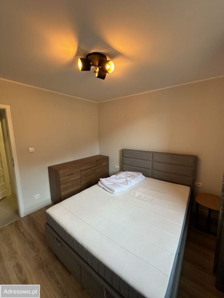 Mieszkanie 3-pokojowe Bielsko-Biała, ul. Ignacego Jana Paderewskiego. Zdjęcie 6
