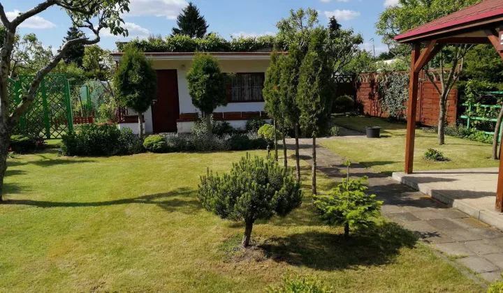 Działka rod Poznań Krzesiny, ul. Jarosławska