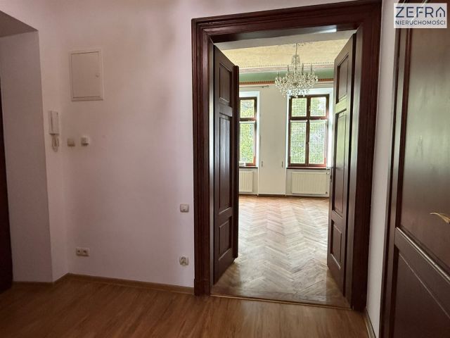 Mieszkanie 2-pokojowe Kraków Stare Miasto, ul. Szlak. Zdjęcie 8