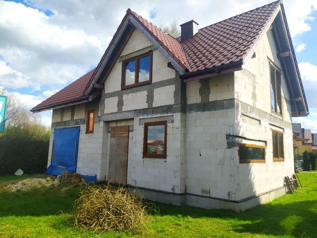 dom wolnostojący, 5 pokoi Oleśnica Rataje, ul. Wojska Polskiego. Zdjęcie 1