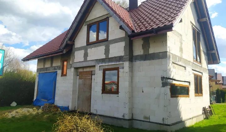 dom wolnostojący, 5 pokoi Oleśnica Rataje, ul. Wojska Polskiego