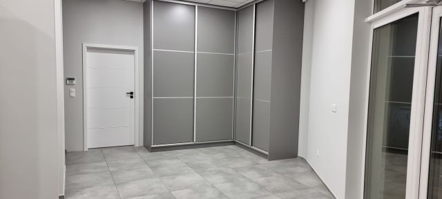 dom wolnostojący, 3 pokoje Ozimek. Zdjęcie 1