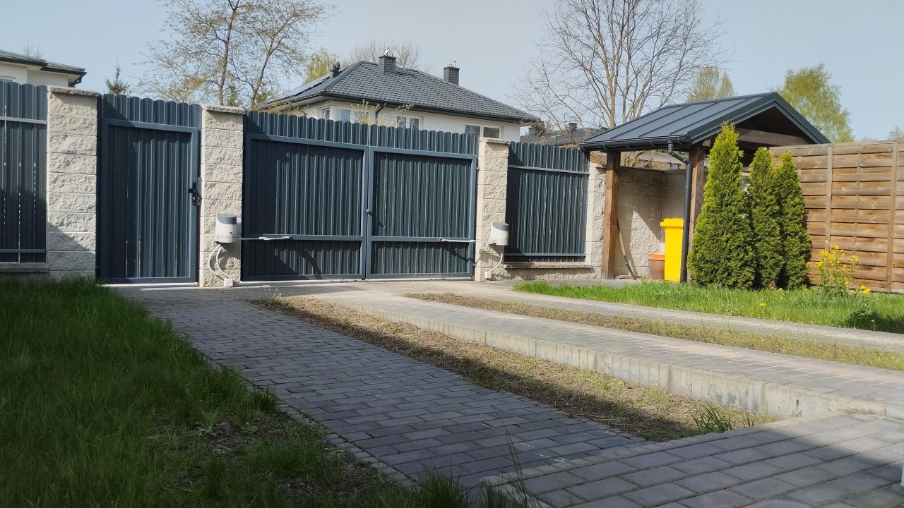 dom szeregowy Grodzisk Mazowiecki Centrum, ul. 3 Maja. Zdjęcie 3