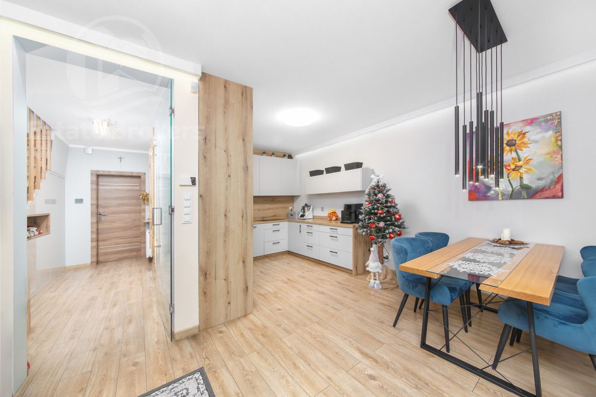 bliźniak, 4 pokoje Dobrzykowice, ul. Polna. Zdjęcie 3