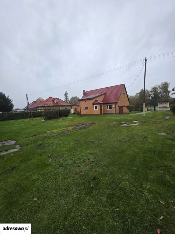 dom wolnostojący, 5 pokoi Miętno. Zdjęcie 2