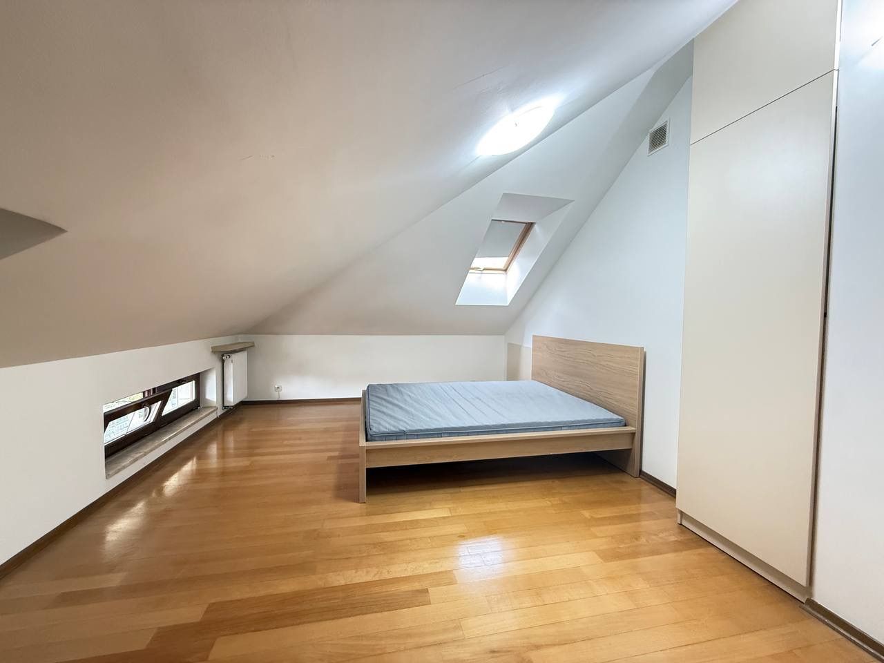 dom wolnostojący, 8 pokoi Warszawa, ul. Husarii. Zdjęcie 17