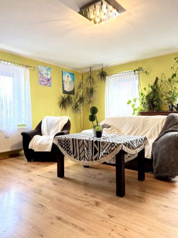 Mieszkanie 3-pokojowe Jelenia Góra. Zdjęcie 3