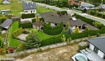 dom wolnostojący, 4 pokoje Dobroń, ul. Sportowa