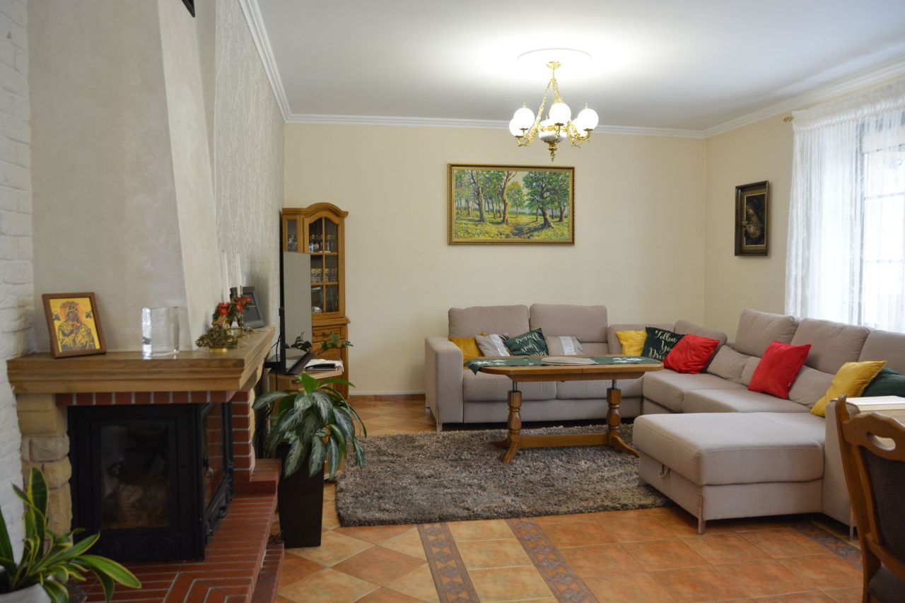 dom wolnostojący, 5 pokoi Tomaszów Lubelski, ul. Wojska Polskiego. Zdjęcie 46