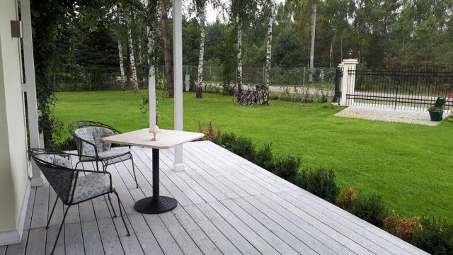 Hotel/pensjonat Nowy Lubiel, ul. Nadnarwiańska. Zdjęcie 5