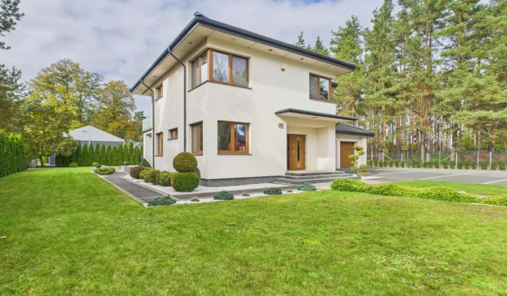 dom wolnostojący, 6 pokoi Zagościniec, ul. Szkolna