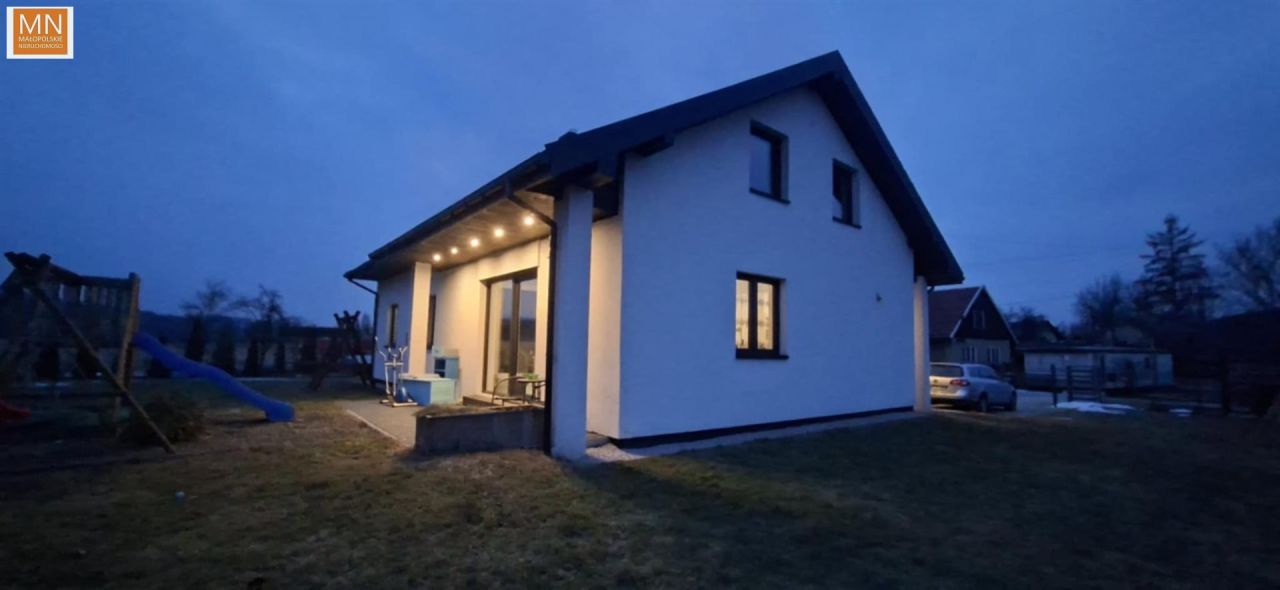 dom wolnostojący, 5 pokoi Zator, ul. Ukryta. Zdjęcie 17