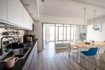 Biuro Wrocław Krzyki, ul. Przyjaźni. Zdjęcie 3