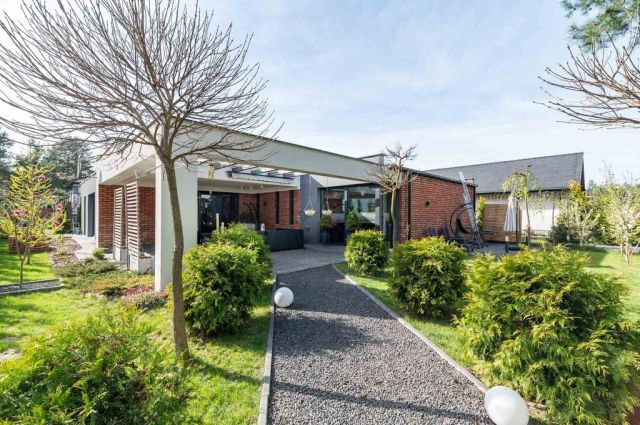 dom wolnostojący, 4 pokoje Krzywiec. Zdjęcie 2