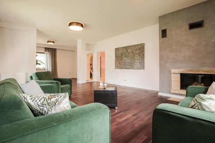 dom wolnostojący, 7 pokoi Wojnowice, ul. Miętowa