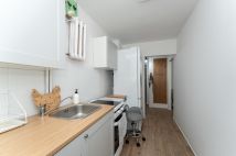 Mieszkanie 2-pokojowe Warszawa Praga-Południe, ul. Saska. Zdjęcie 4