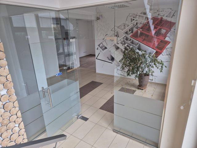 Hala/magazyn Gorlice Glinik Mariampolski, ul. Fryderyka Chopina. Zdjęcie 2