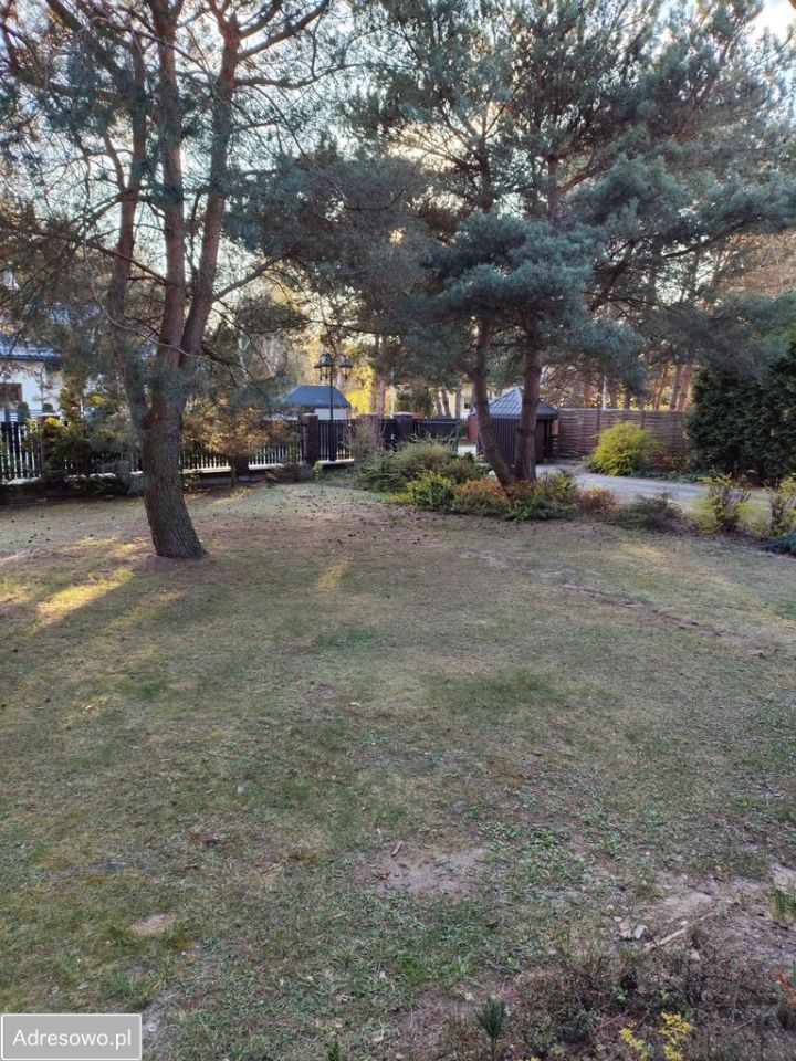 dom wolnostojący, 5 pokoi Książenice. Zdjęcie 8