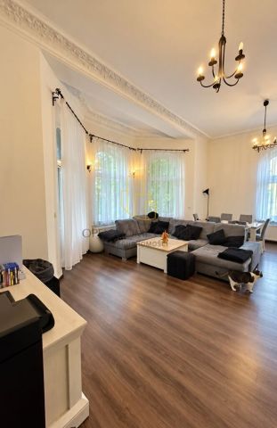 Mieszkanie 3-pokojowe Jelenia Góra Cieplice Śląskie-Zdrój, ul. Krośnieńska. Zdjęcie 1