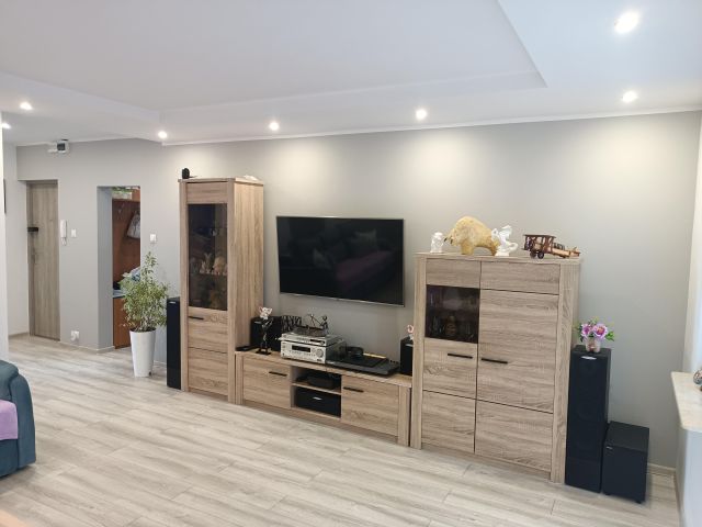 Mieszkanie 3-pokojowe Gdańsk Chełm, ul. Emilii Hoene. Zdjęcie 1