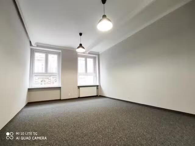 Mieszkanie 4-pokojowe Wrocław Śródmieście, ul. Michała Bałuckiego. Zdjęcie 3