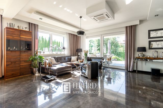 dom wolnostojący, 8 pokoi Uniszowice. Zdjęcie 4