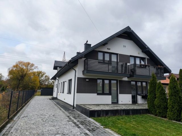 bliźniak, 5 pokoi Starachowice. Zdjęcie 1