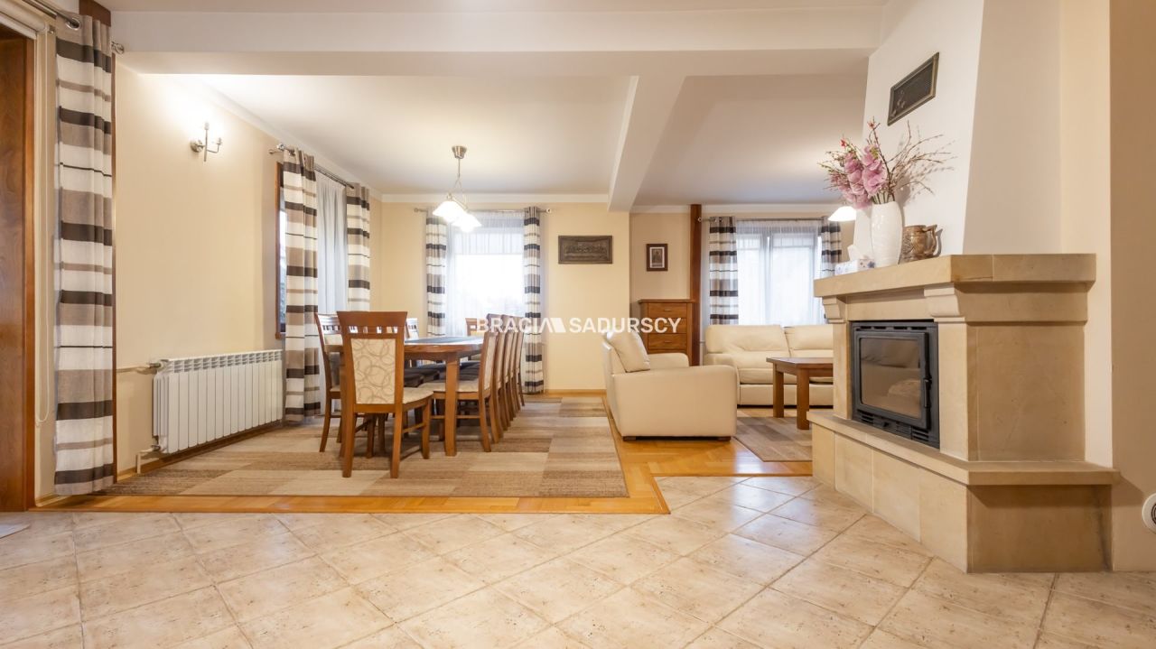 dom wolnostojący, 5 pokoi Rybna, ul. Parkowa. Zdjęcie 3