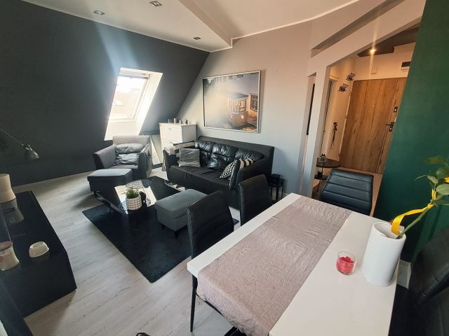 Mieszkanie 3-pokojowe Kalisz Tyniec, ul. Hoża. Zdjęcie 1