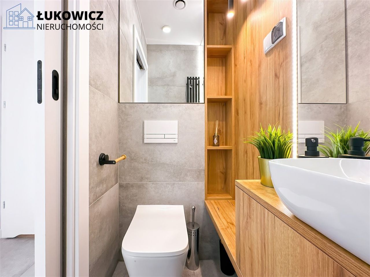 dom wolnostojący, 4 pokoje Pisarzowice. Zdjęcie 13