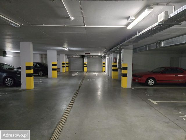 Garaż/miejsce parkingowe Wrocław Muchobór Wielki, ul. Krzemieniecka. Zdjęcie 1