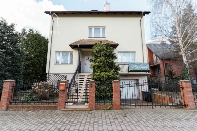 dom wolnostojący, 7 pokoi Pruszcz Gdański, ul. Szarych Szeregów. Zdjęcie 1