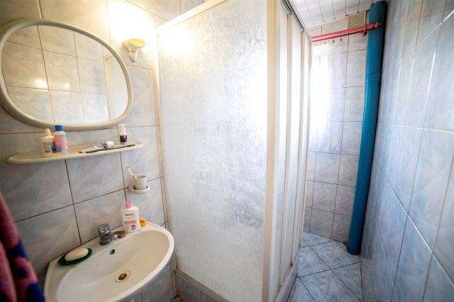 dom wolnostojący, 6 pokoi Łęki. Zdjęcie 17