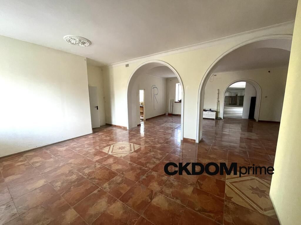 Nieruchomość komercyjna Staszów. Zdjęcie 8