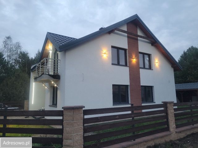 dom wolnostojący, 4 pokoje Skarżysko-Kamienna Dolna Kamienna. Zdjęcie 1