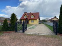 dom wolnostojący, 6 pokoi Laski. Zdjęcie 1