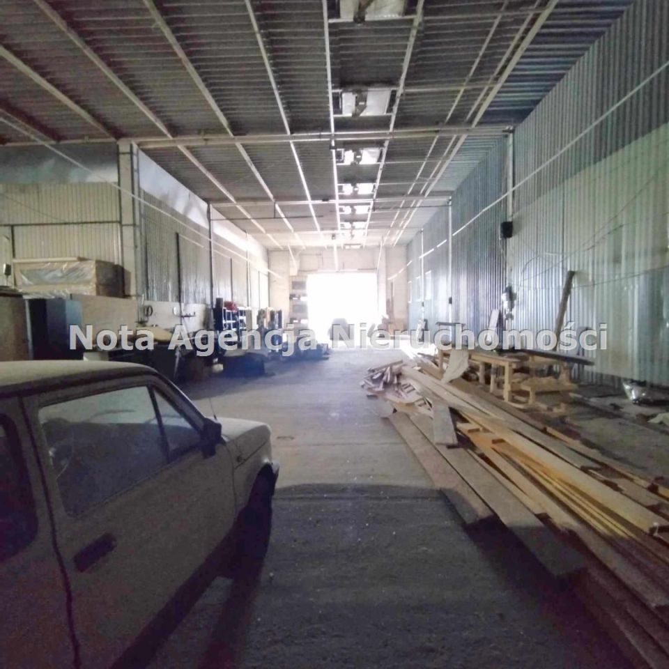 Hala/magazyn Wałbrzych Piaskowa Góra. Zdjęcie 2