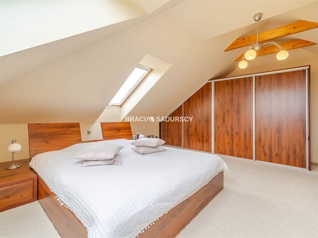 dom wolnostojący, 6 pokoi Sułków. Zdjęcie 16