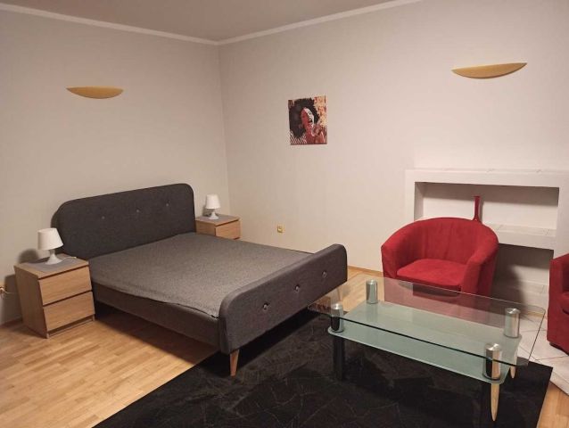 Mieszkanie 1-pokojowe Warszawa Śródmieście, ul. Chmielna. Zdjęcie 1